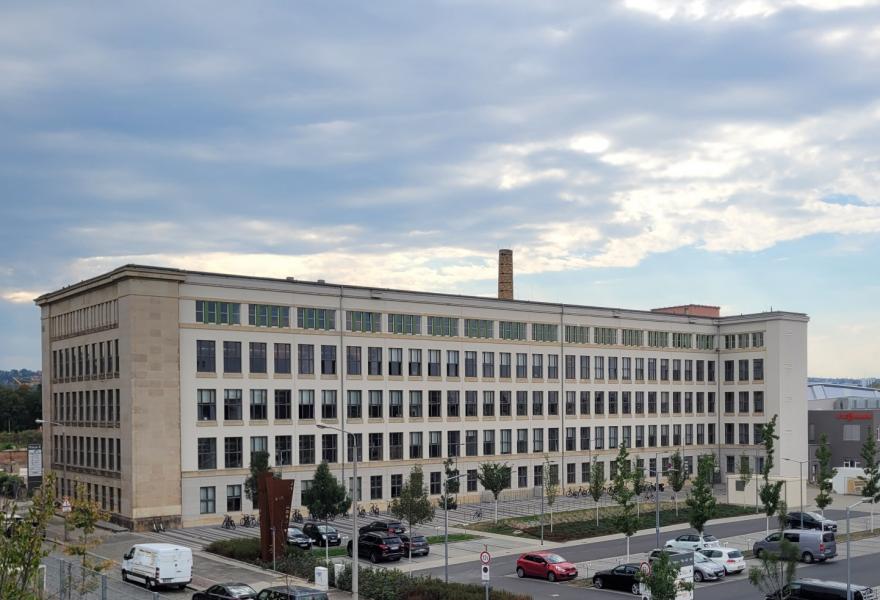 Sanierung und Erweiterung Universelle Werke - Haus E